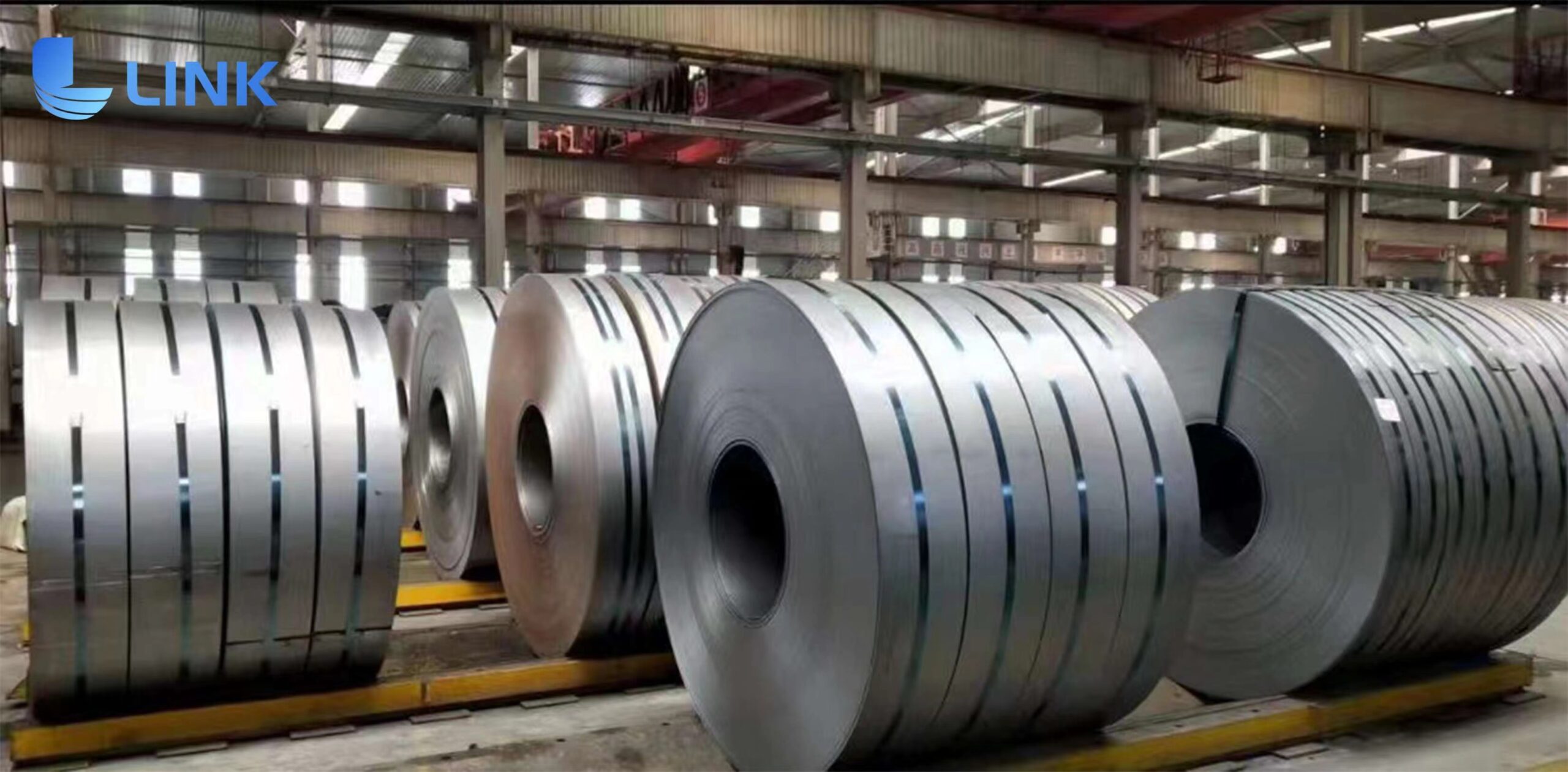 Hot rolled steel coil