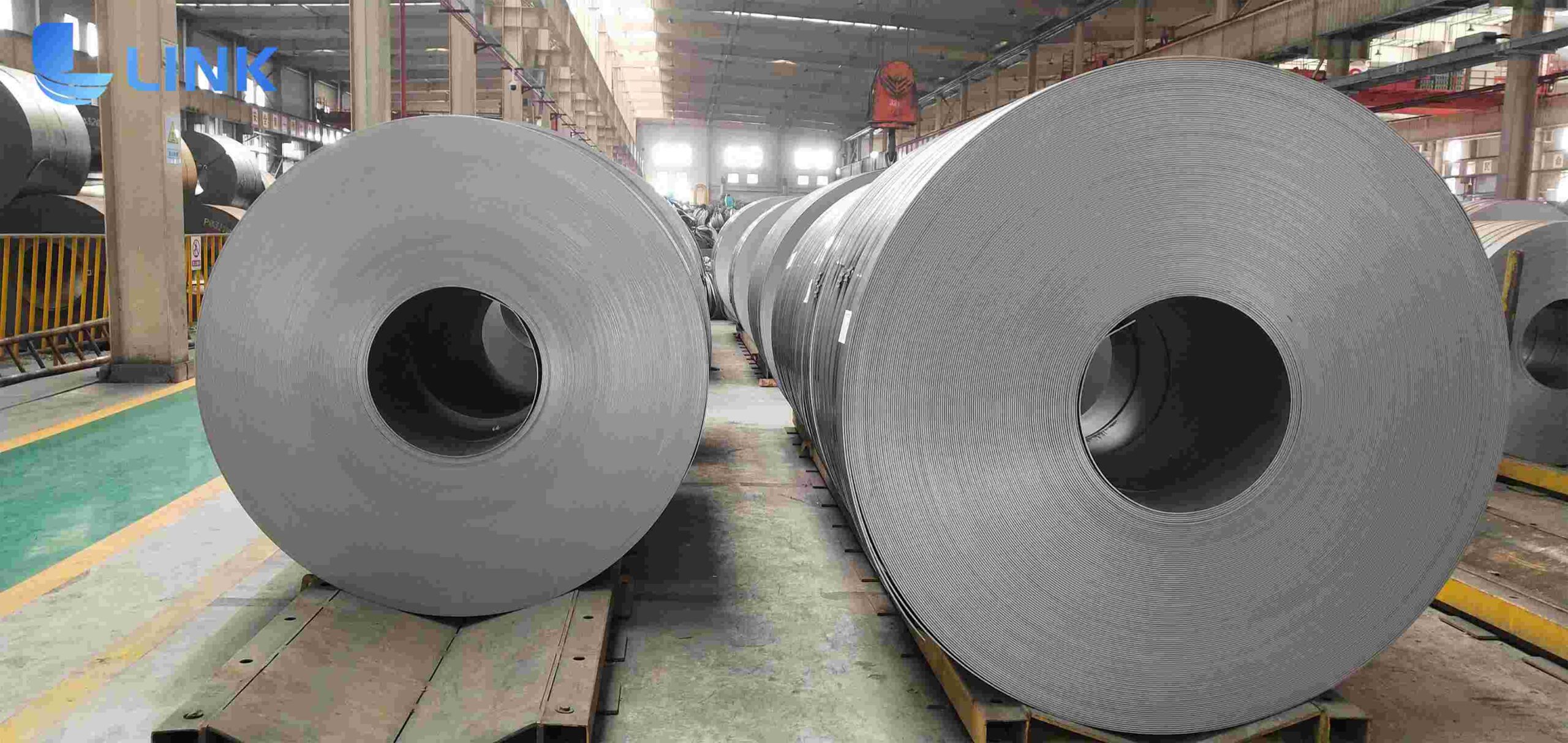 Hot rolled steel coil